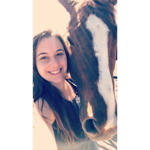 Meet your Posher, Traci